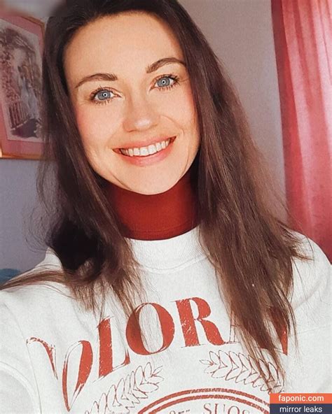 Elena aka elena.